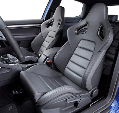 r32-black-leather-seats.png